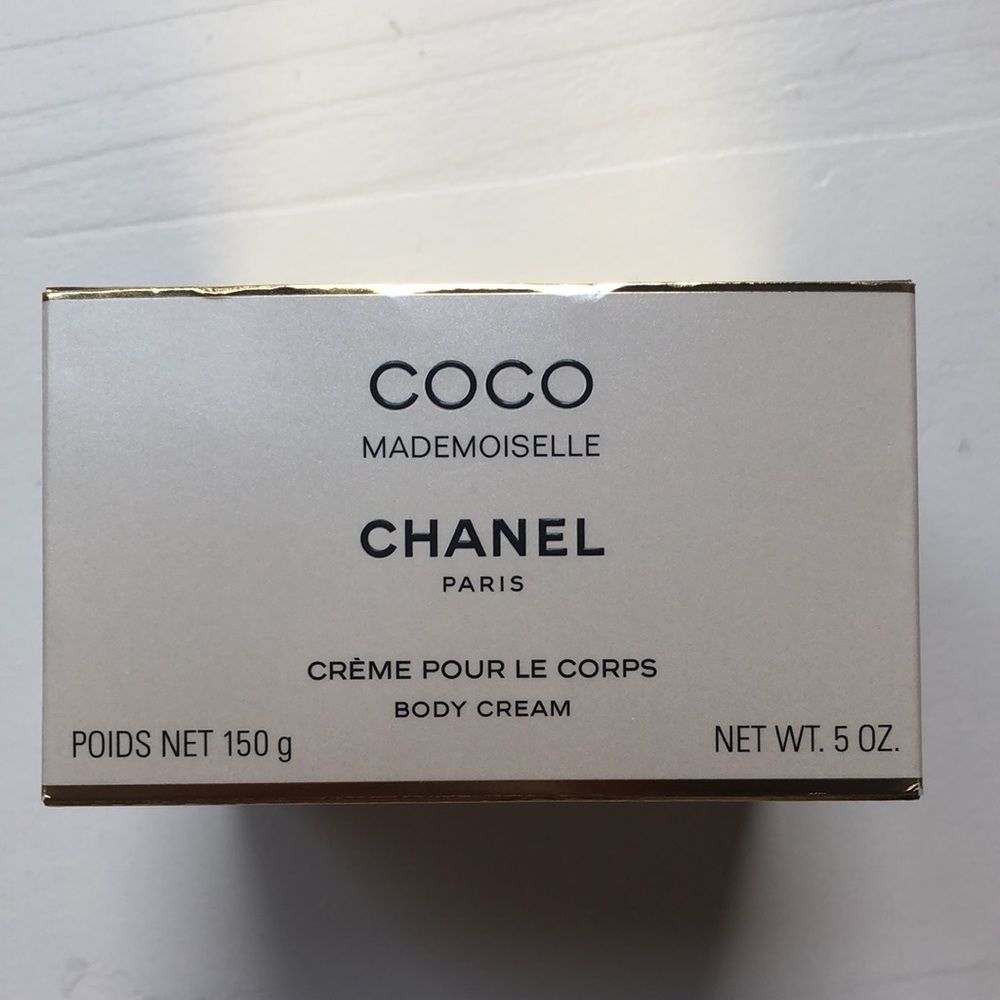 Empty Chanel Boxes - Picture 6 of 8